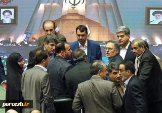 تنش در مجلس هنگام سخنرانی سیف، رئیس کل بانک مرکزی